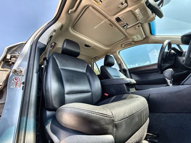 Used 2016 Subaru Outback 2.5i Limited AWD/4WD image 25