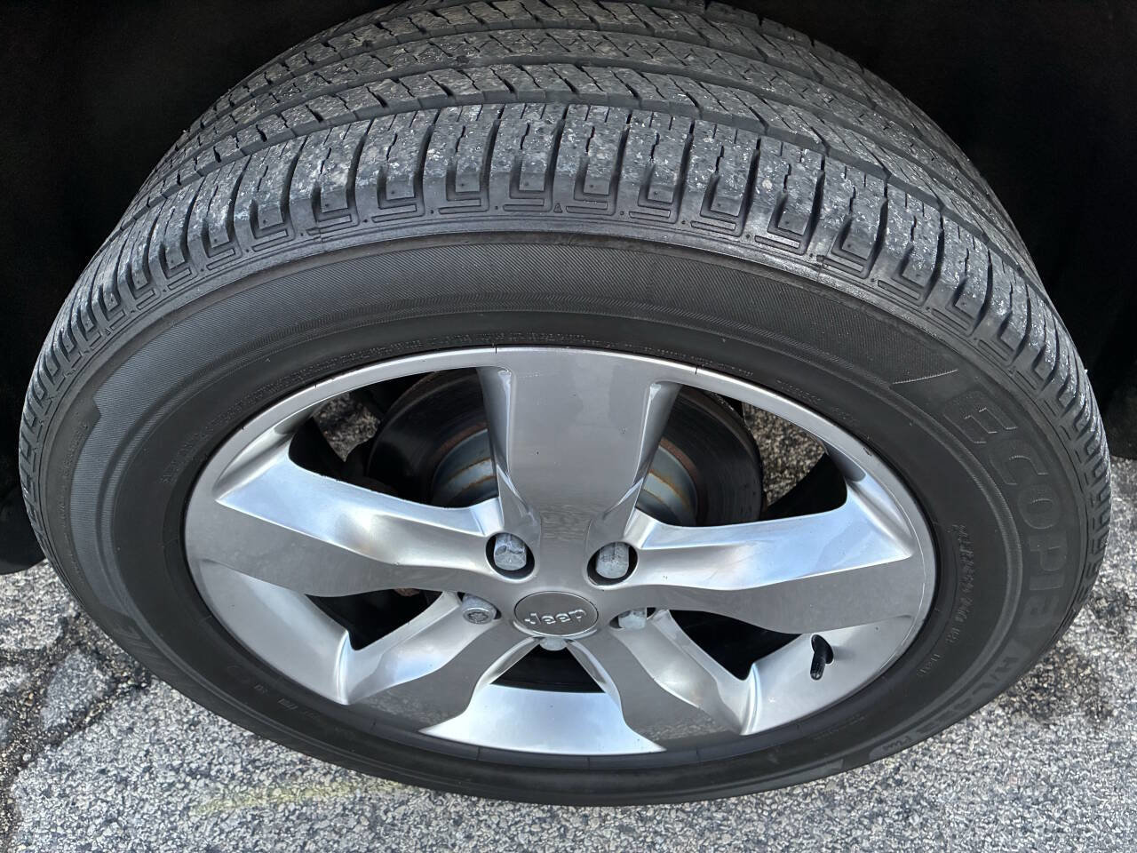 Used 2013 Jeep Grand Cherokee Overland image 33