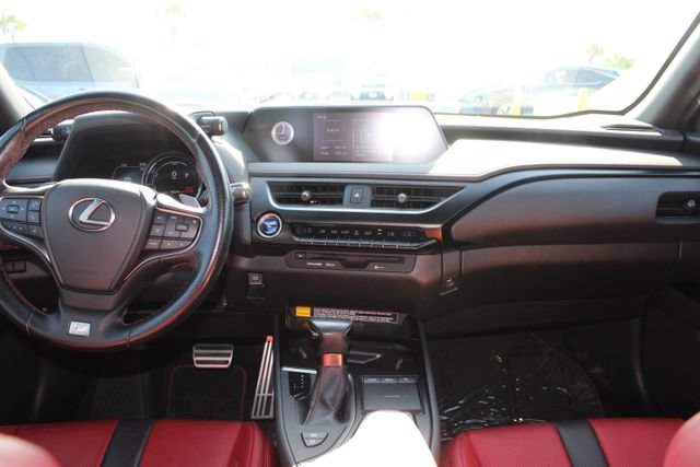 Used 2021 Lexus UX 250h F Sport AWD/4WD image 9