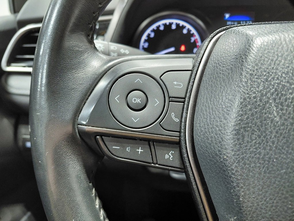 Used 2023 Toyota Camry SE image 32