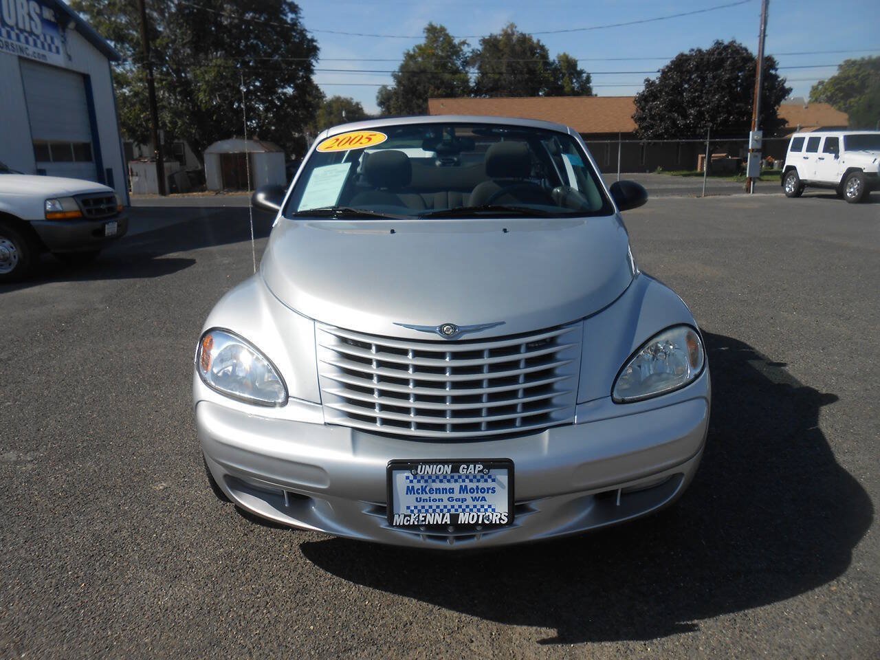 Used 2005 Chrysler PT Cruiser Touring FWD image 4
