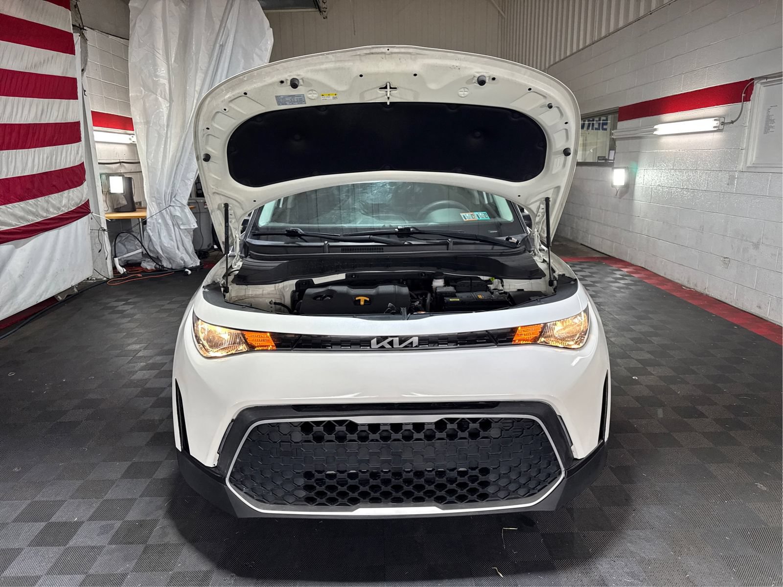 Used 2023 Kia Soul S FWD image 11