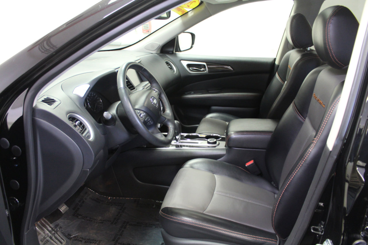 Used 2019 Nissan Pathfinder SL image 20