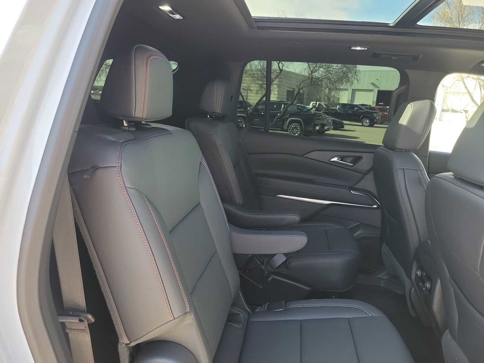 Used 2026 Chevrolet Traverse Z71 w/ Driver Confidence Package image 19