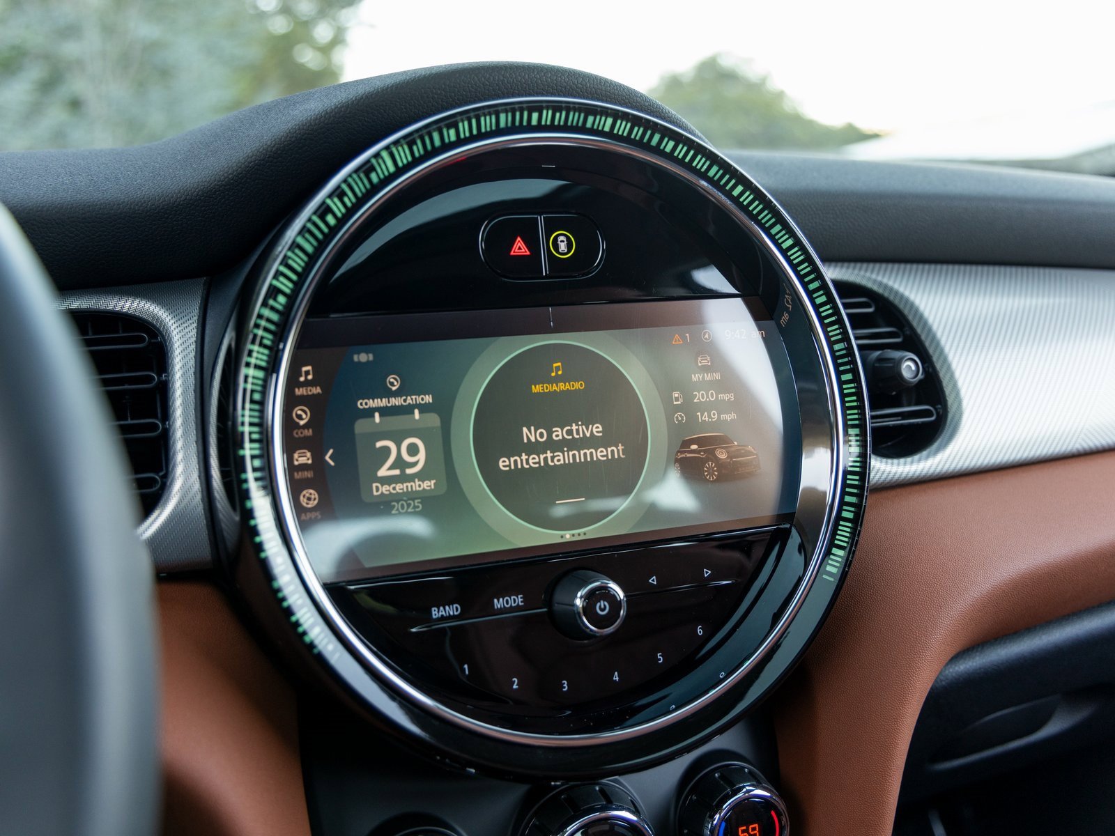 Used 2023 MINI Cooper 2-Door Hardtop w/ Signature Upholstery Package image 34