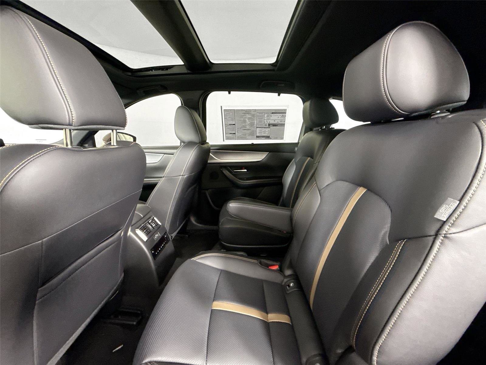 New 2026 MAZDA CX-90 3.3 Turbo w/ Premium Plus Pkg image 35