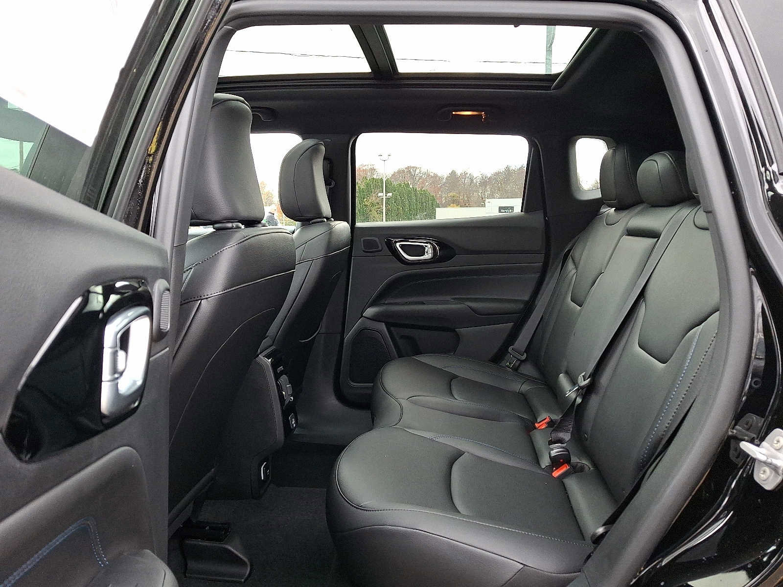 New 2026 Jeep Compass Limited w/ Sun, Sound & Navigation Group image 6