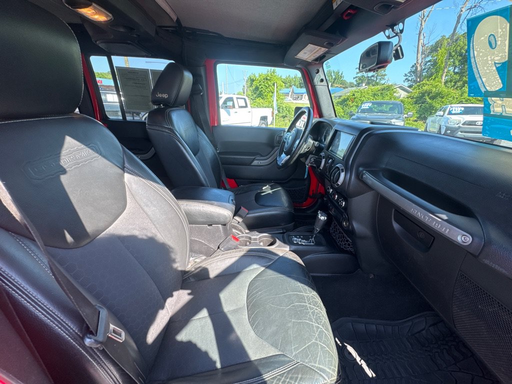 Used 2016 Jeep Wrangler Unlimited Sport AWD/4WD image 8