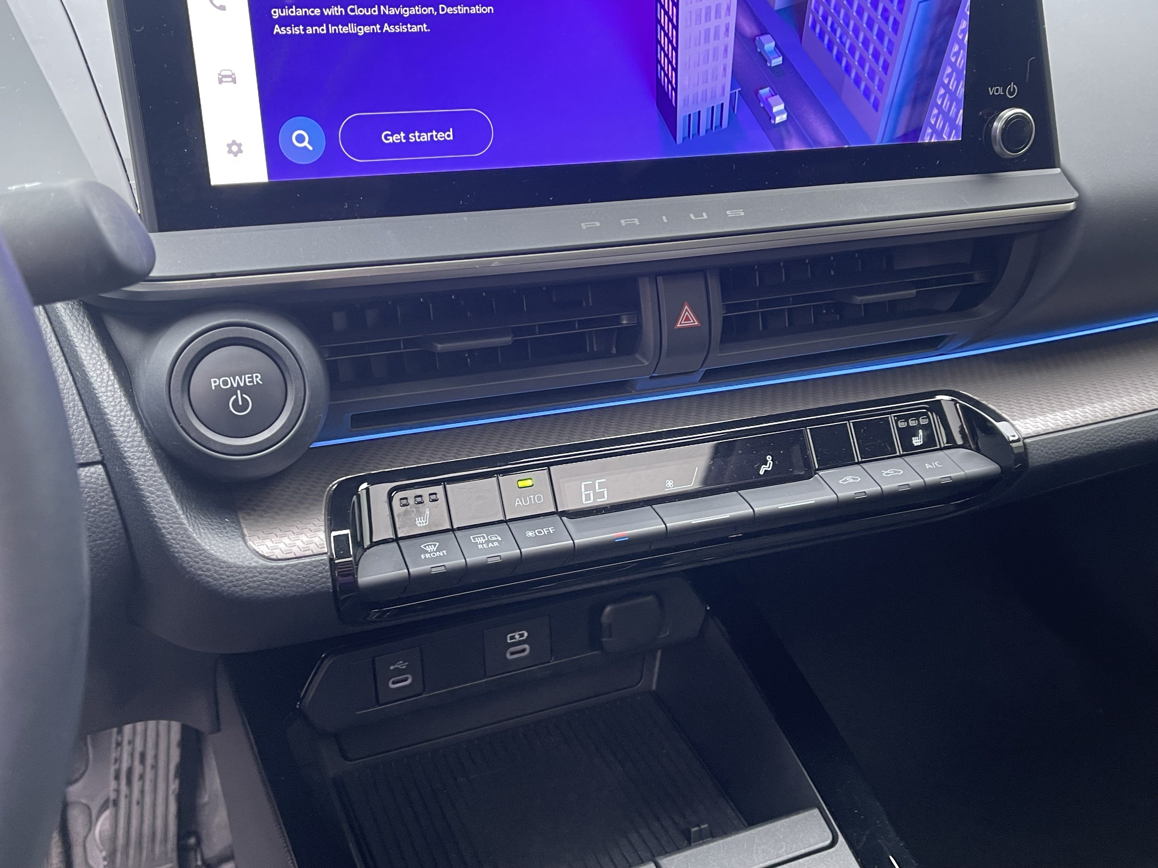 Certified 2024 Toyota Prius XLE FWD image 26