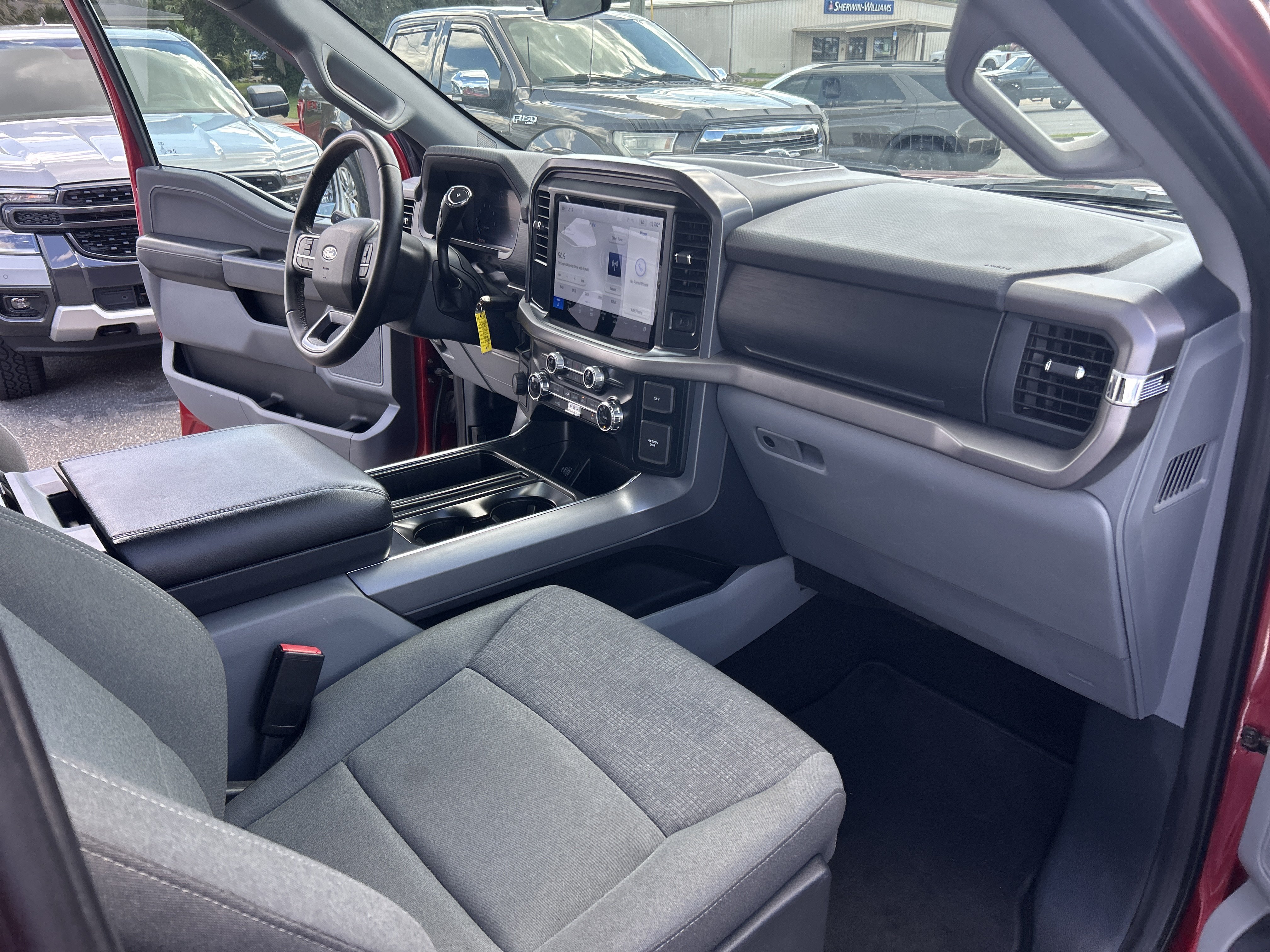 Used 2025 Ford F150 XLT w/ Equipment Group 301A Standard AWD/4WD image 20