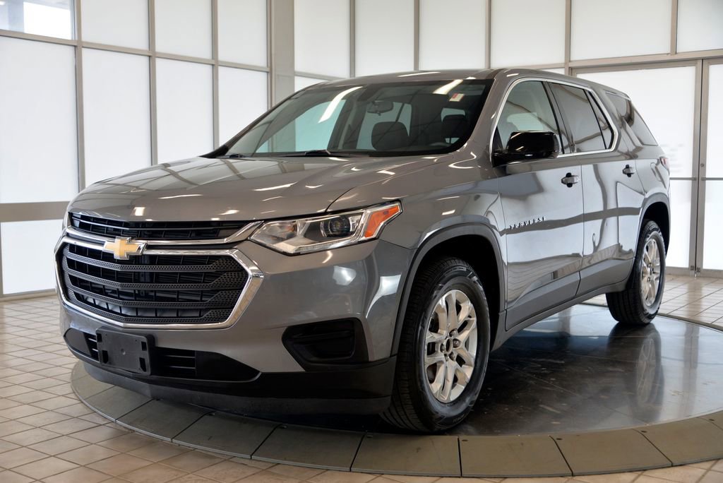 Used 2019 Chevrolet Traverse LS FWD image 4