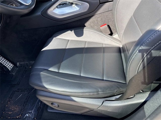 Used 2023 Mercedes-Benz GLS 450 4MATIC image 15