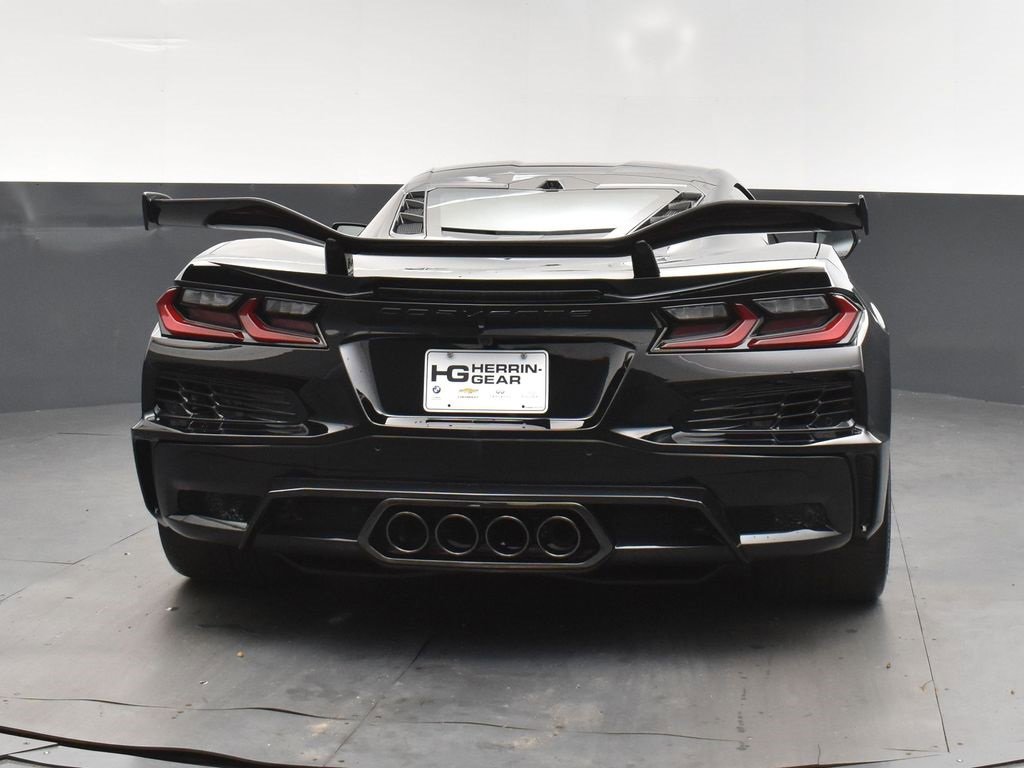 New 2026 Chevrolet Corvette Z06 w/ Z07 Performance Package image 7