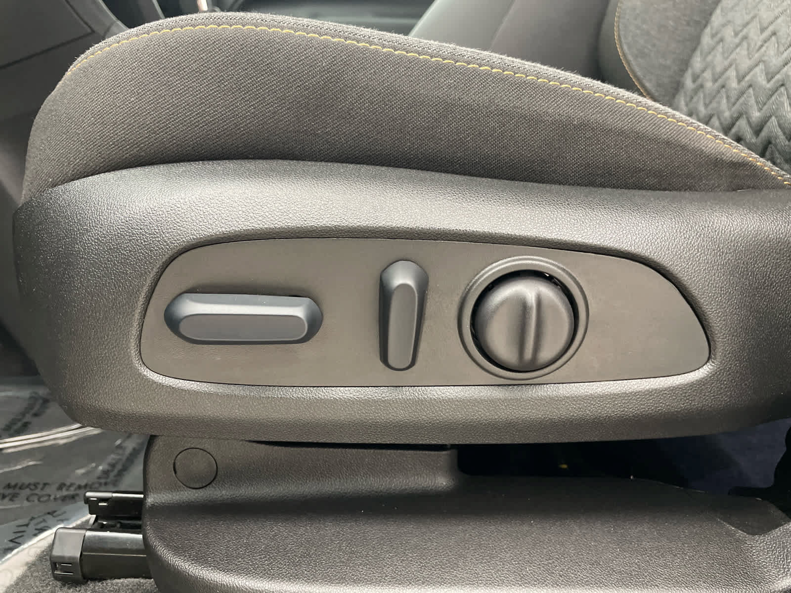 Certified 2024 Chevrolet Equinox LT AWD/4WD image 10