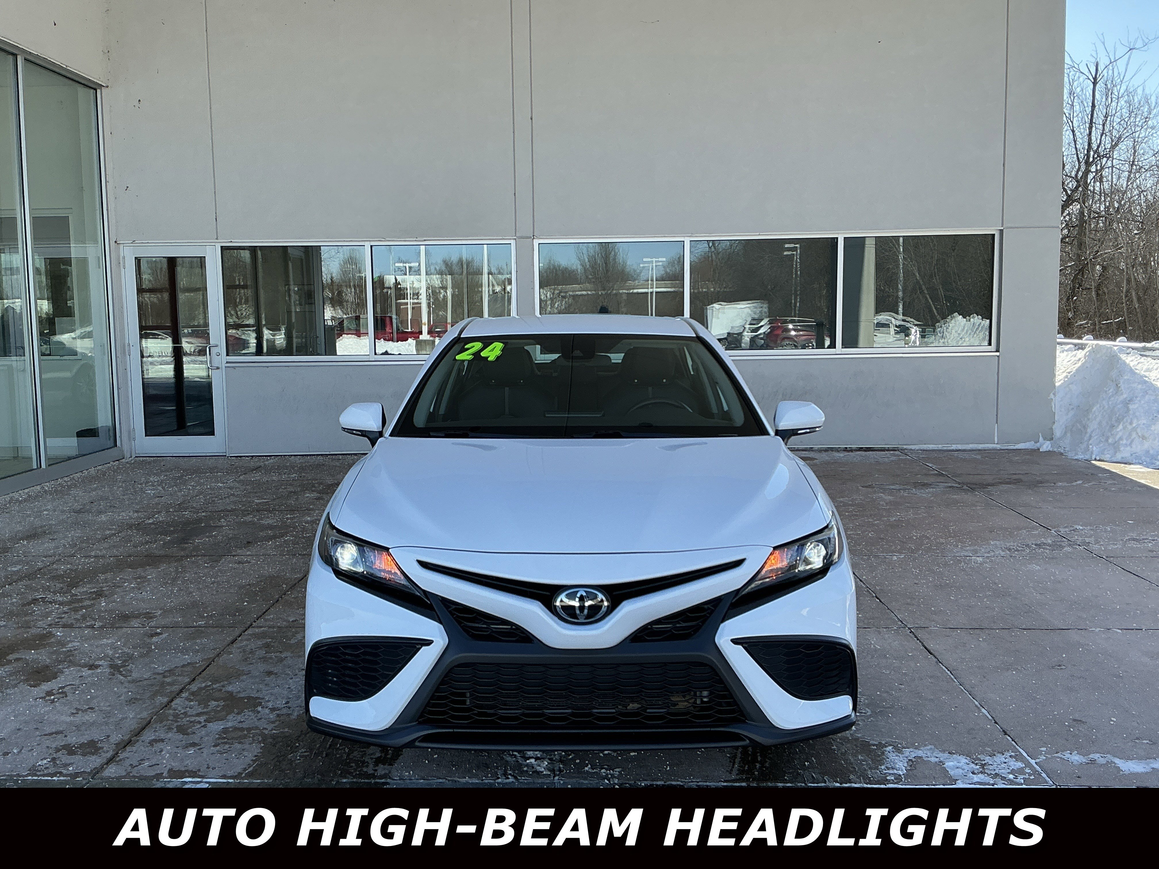 Certified 2024 Toyota Camry SE image 2