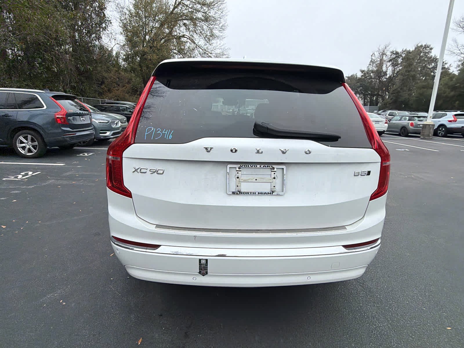 Used 2023 Volvo XC90 B5 Plus w/ Protection Package Premier image 13