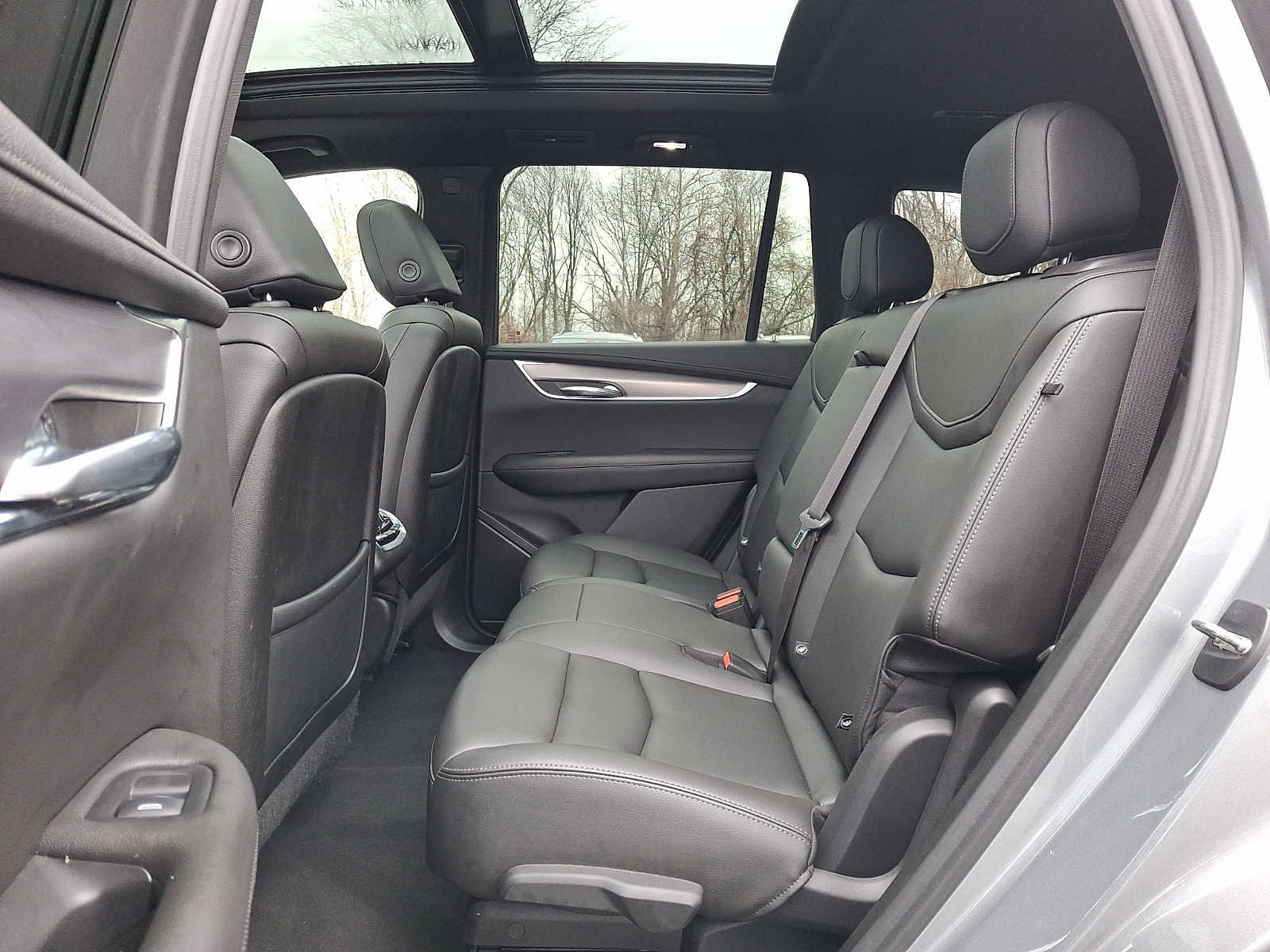 Used 2023 Cadillac XT6 Luxury image 11