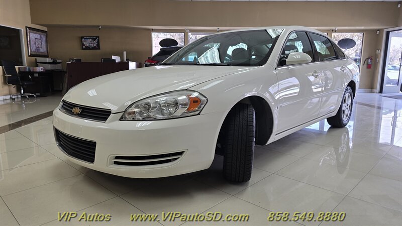 Used 2006 Chevrolet Impala LT FWD image 2