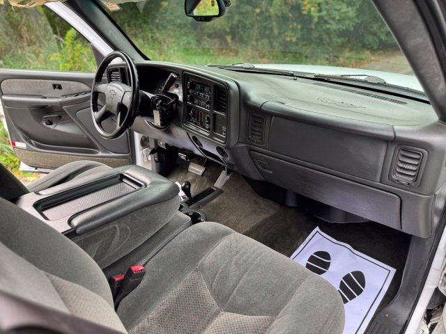 Used 2003 Chevrolet Silverado 2500 LS AWD/4WD image 17
