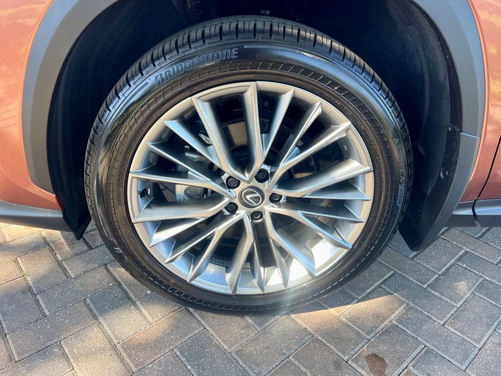 Used 2025 Lexus NX 350 AWD w/ Luxury Package image 10