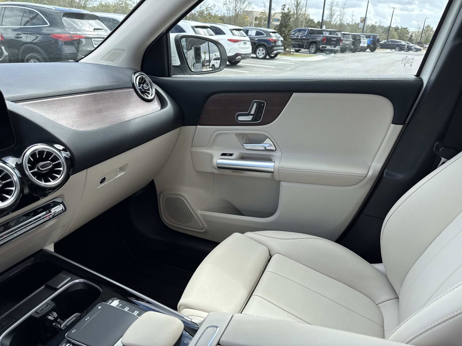 Used 2023 Mercedes-Benz GLA 250 image 21