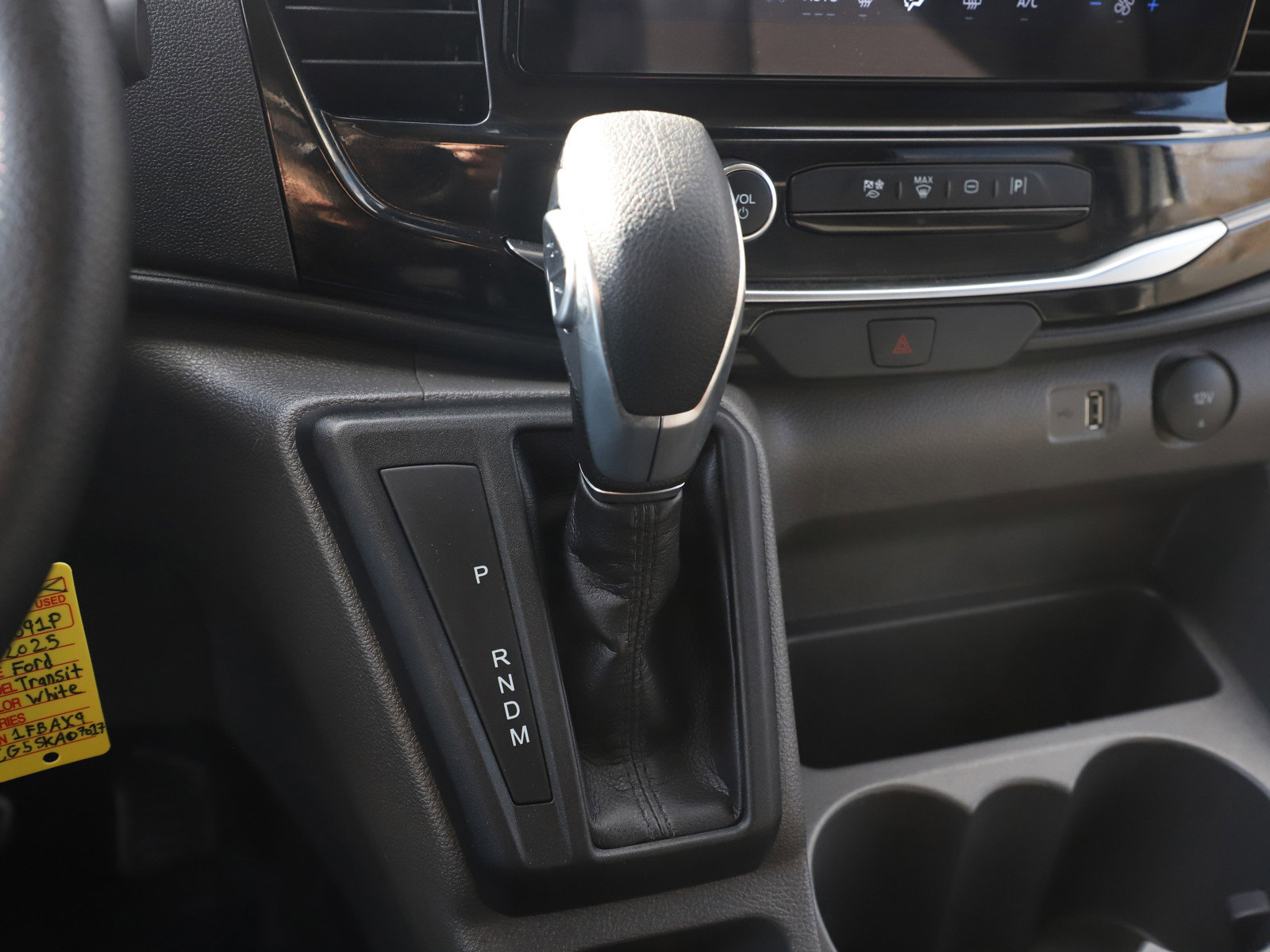 Used 2025 Ford Transit 350 XLT image 24