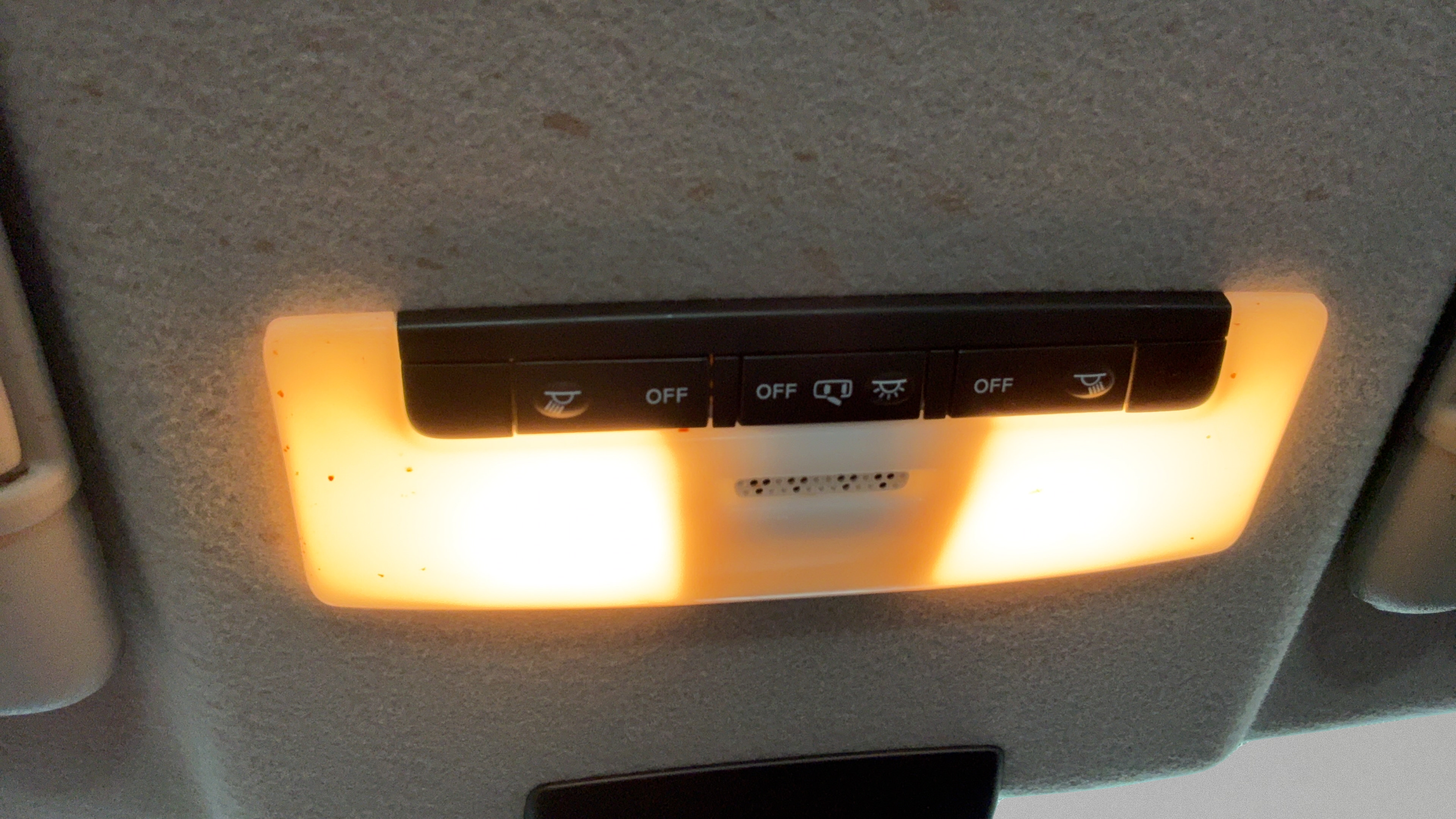 Used 2023 Nissan Kicks SV FWD image 16