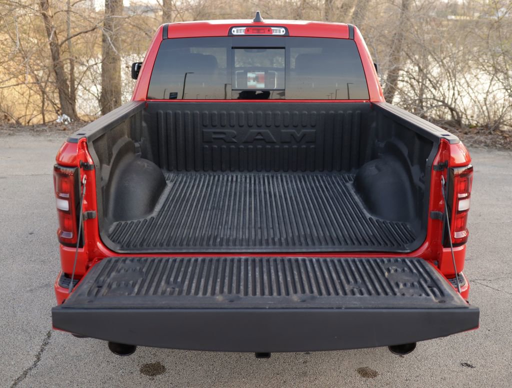 Used 2025 RAM 1500 Laramie w/ Night Edition image 33