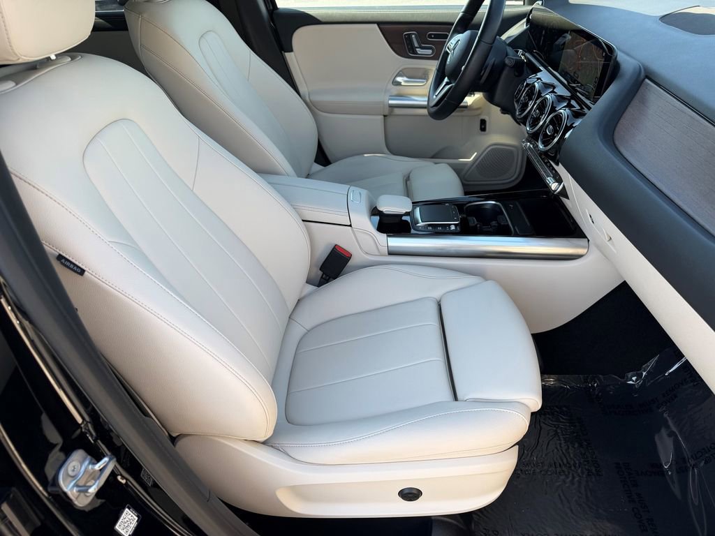 Used 2023 Mercedes-Benz GLA 250 4MATIC image 14