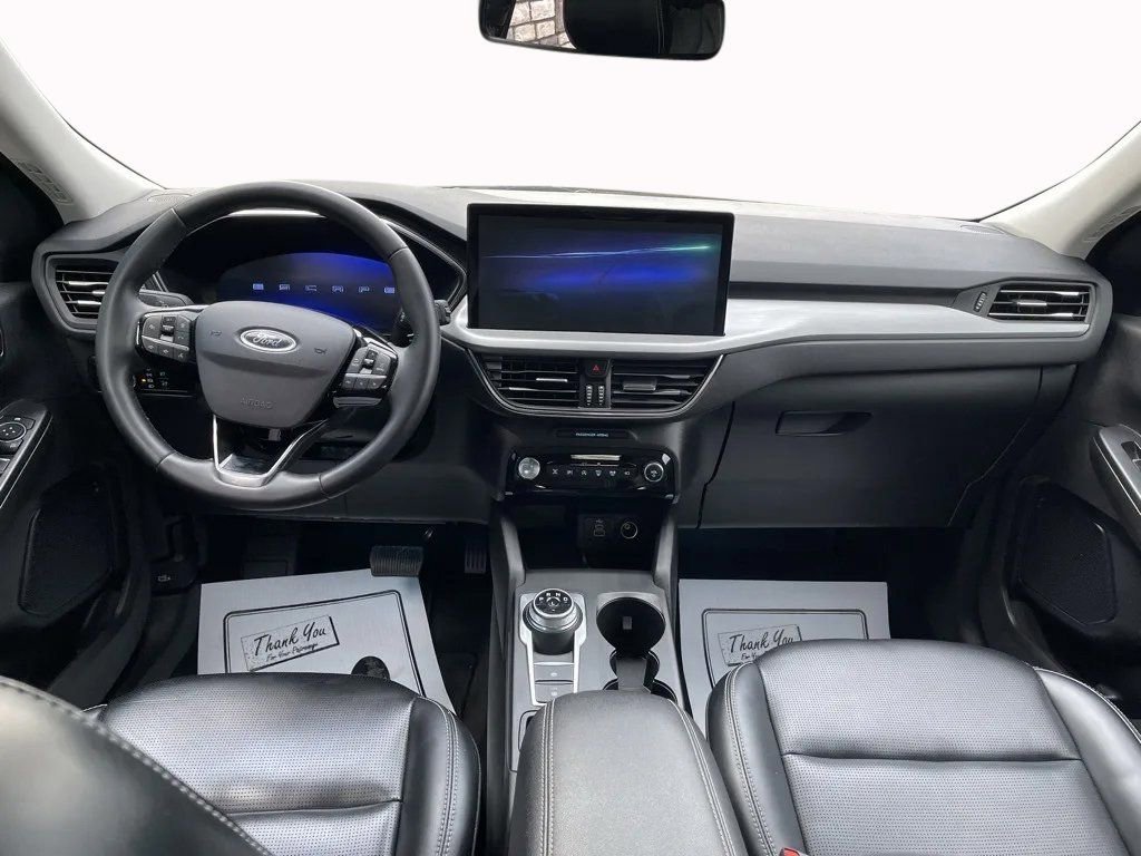 Used 2024 Ford Escape Platinum image 20