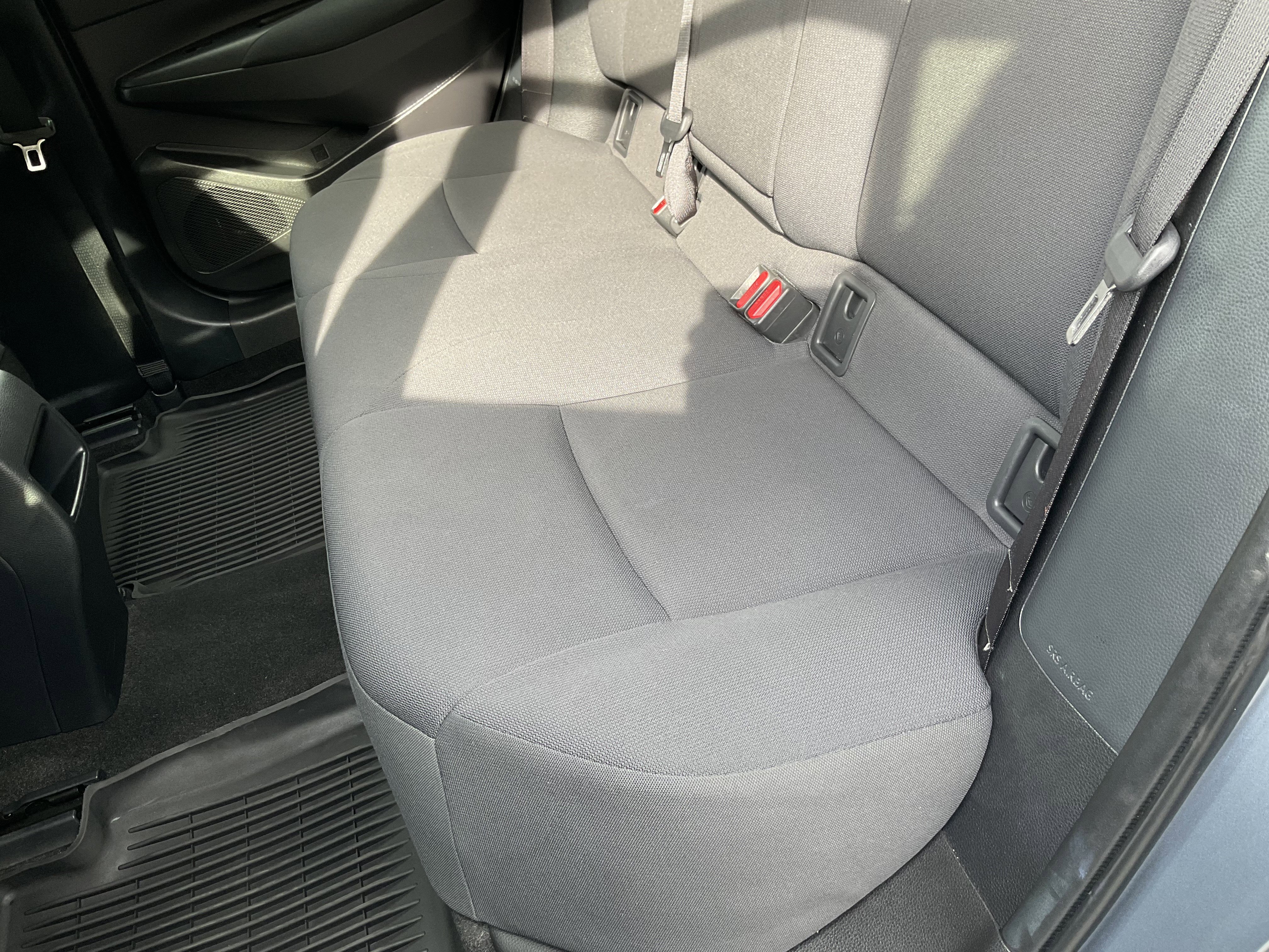 Used 2022 Toyota Corolla LE FWD image 32