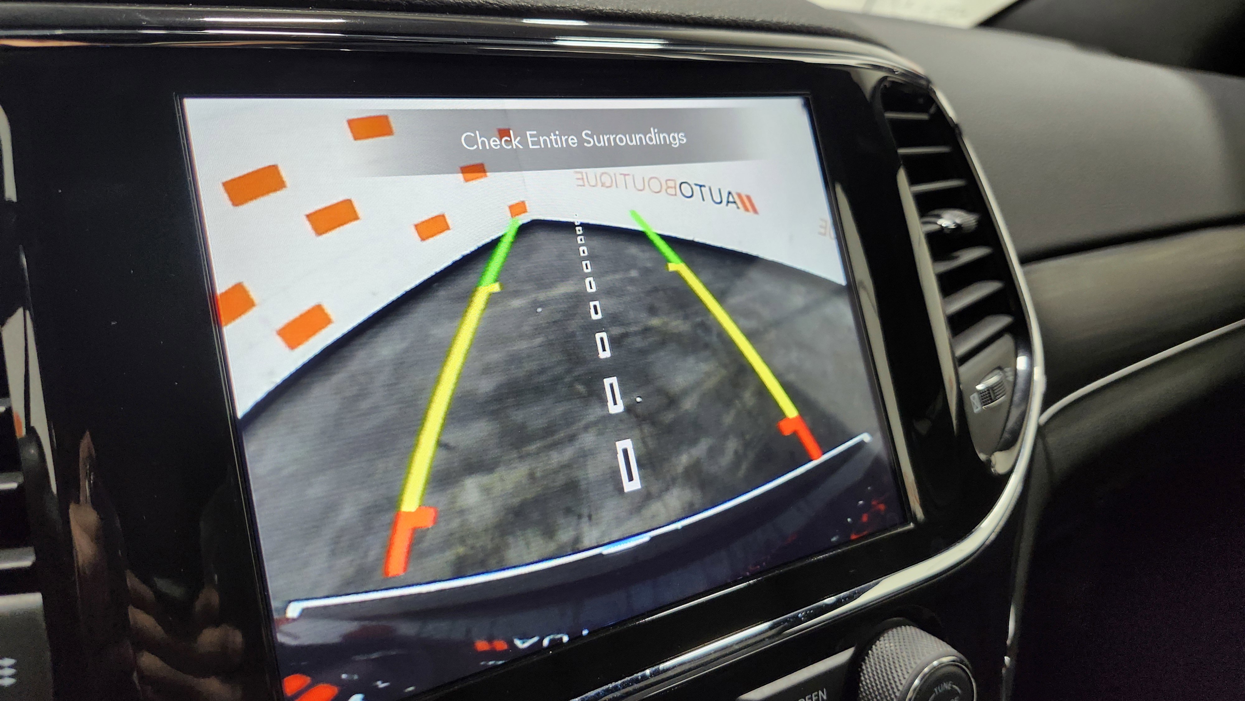 Used 2021 Jeep Grand Cherokee Limited w/ Premium Lighting Group image 4