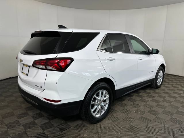 Used 2024 Chevrolet Equinox LT image 3