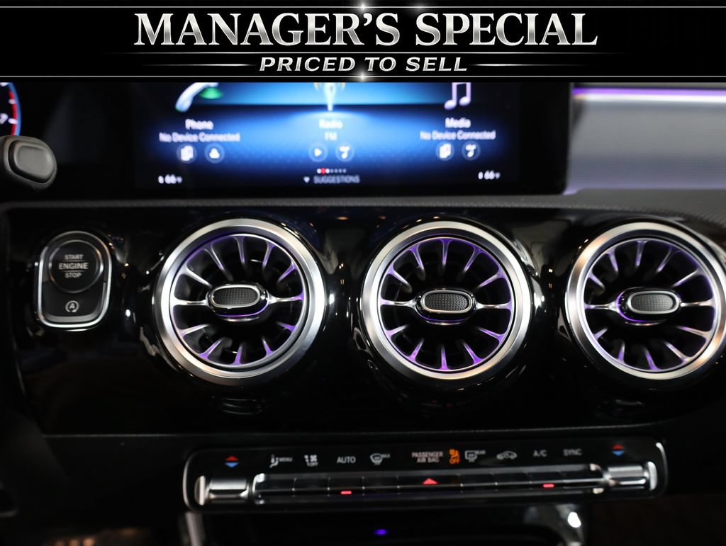 Used 2022 Mercedes-Benz CLA 250 4MATIC image 18