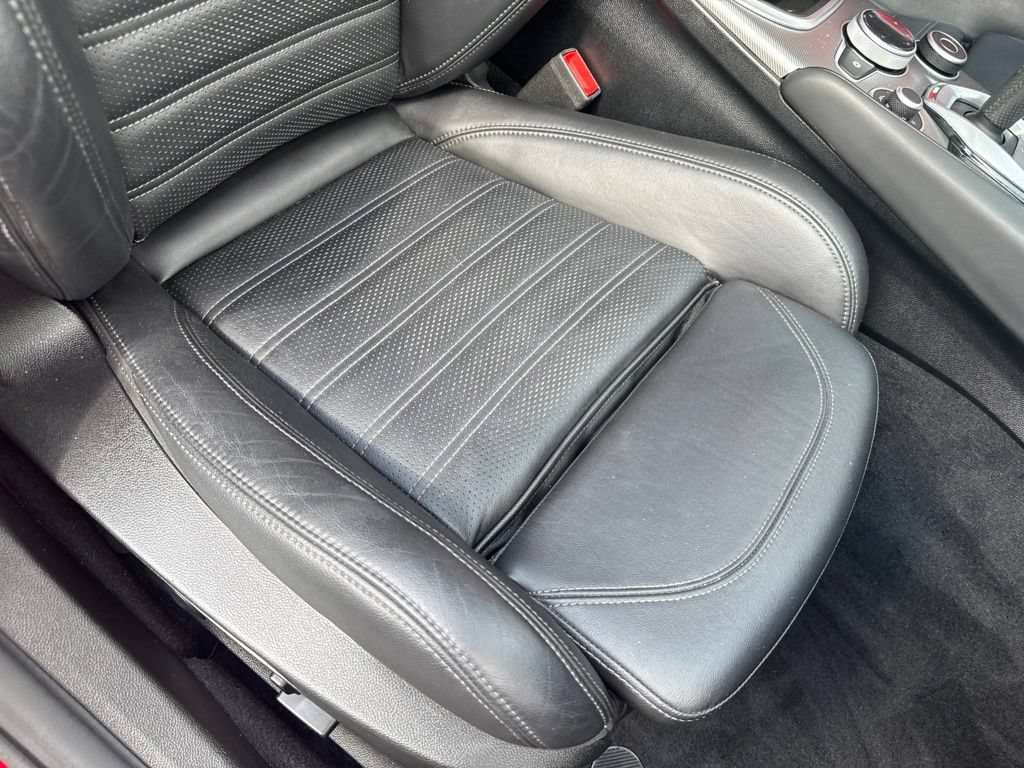 Used 2023 Alfa Romeo Giulia Veloce AWD/4WD image 67