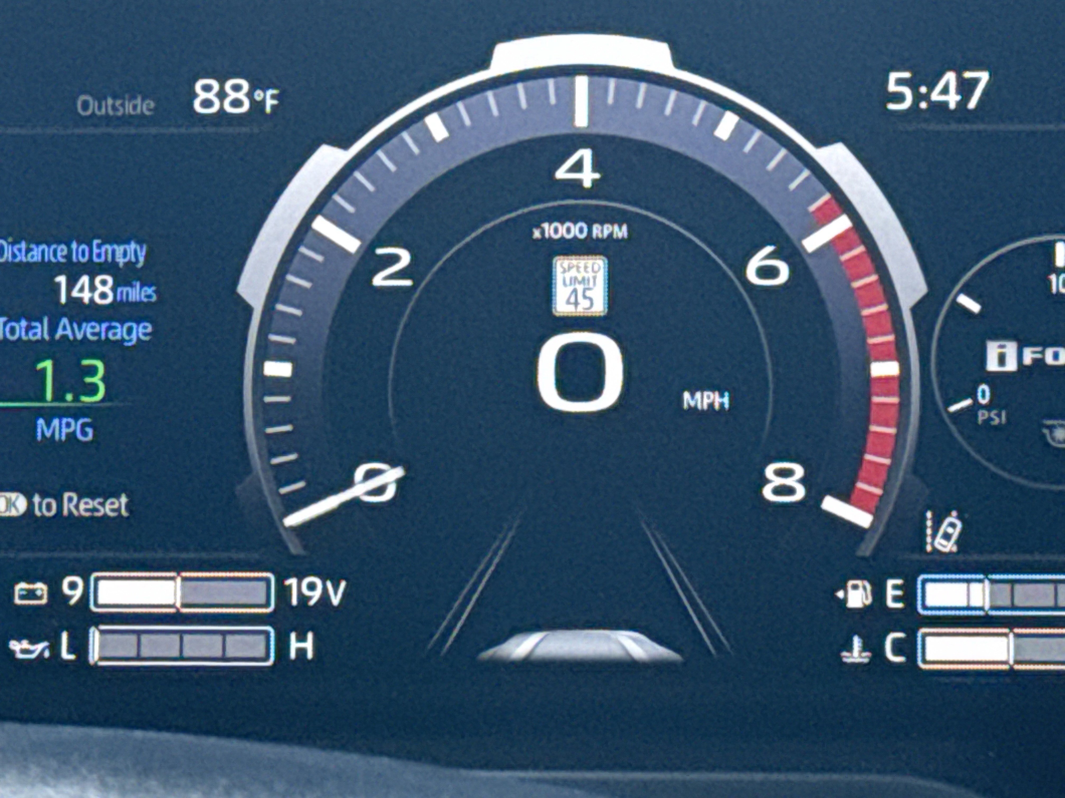 Used 2024 Toyota Tundra Limited AWD/4WD image 21