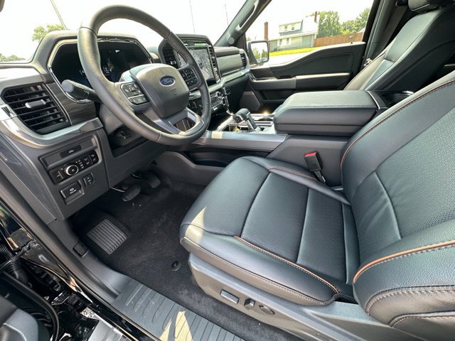 New 2026 Ford F150 Lariat w/ Equipment Group 501A Mid AWD/4WD image 19