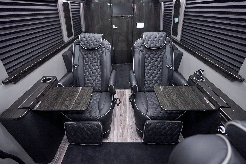 Used 2024 Mercedes-Benz Sprinter 3500 w/ Parking Package image 80