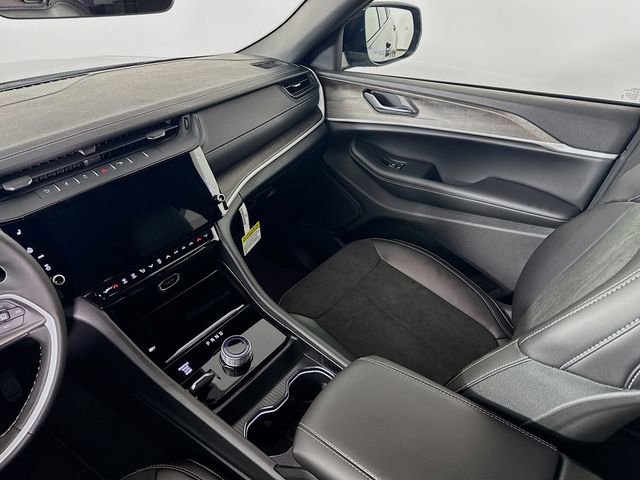 New 2026 Jeep Grand Cherokee Altitude image 25
