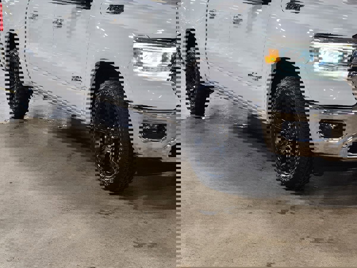 Used 2022 RAM 1500 Laramie image 16