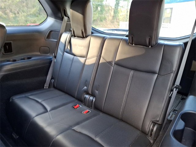 Used 2019 Nissan Pathfinder Platinum w/ Cargo Package image 13