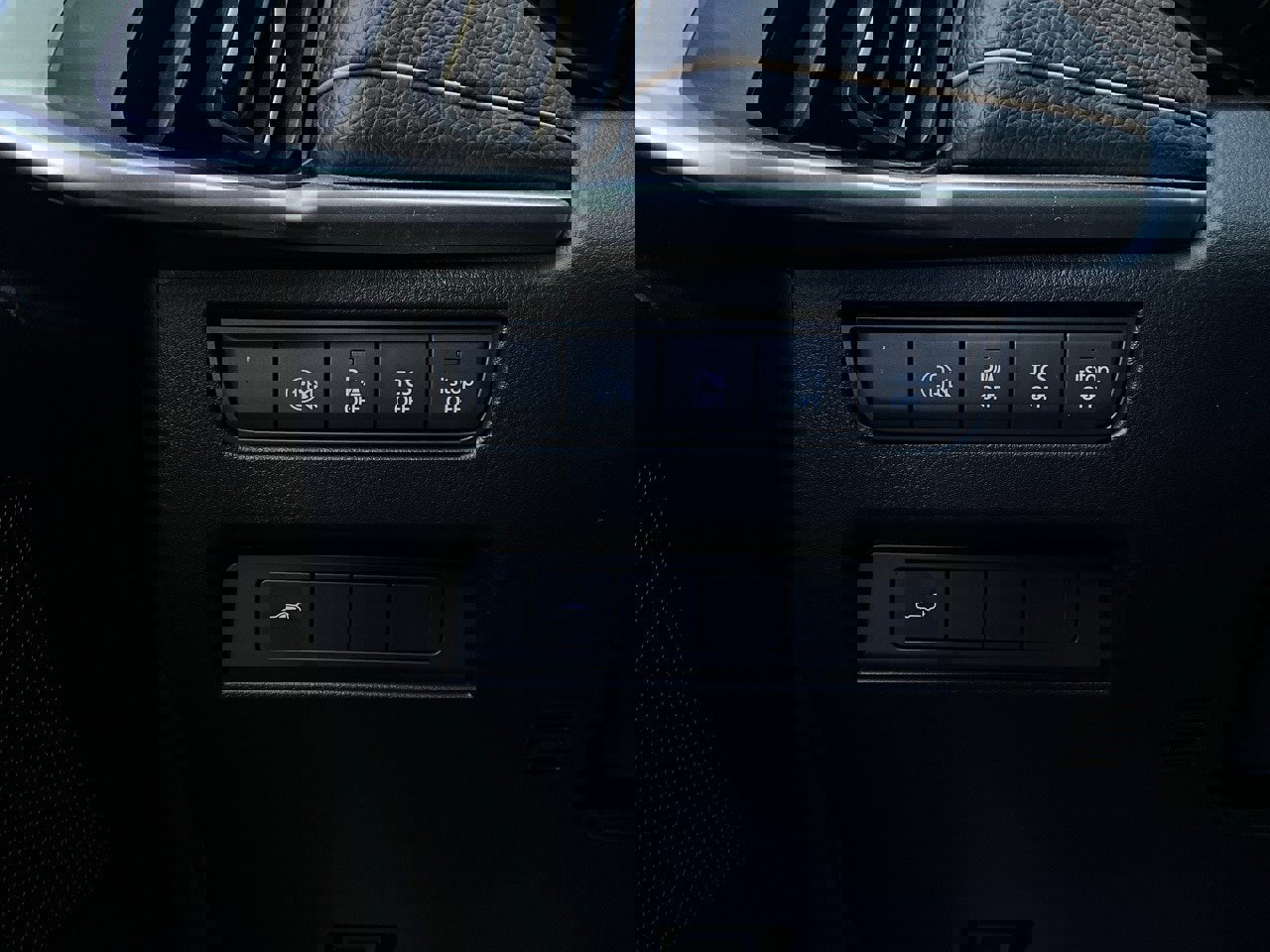 Used 2025 MAZDA CX-70 3.3 Turbo w/ Preferred Package image 23