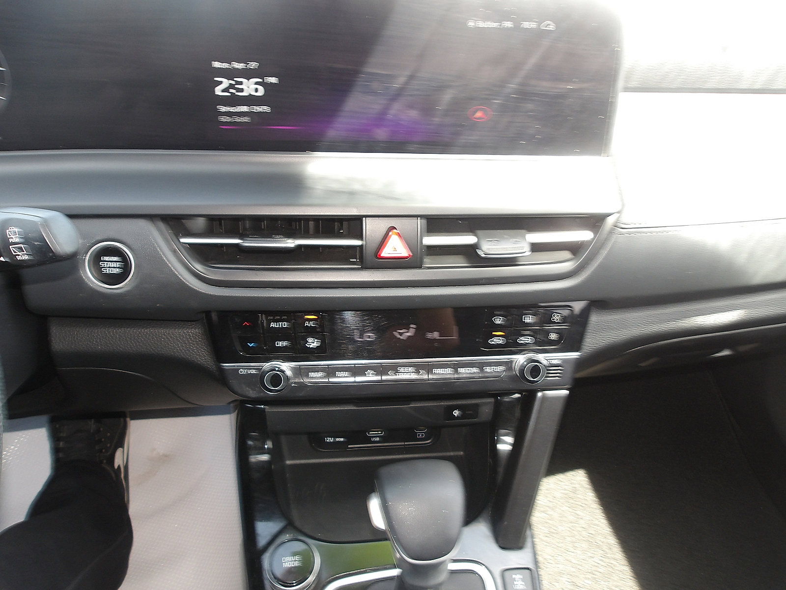 Used 2024 Kia Seltos SX AWD/4WD image 22