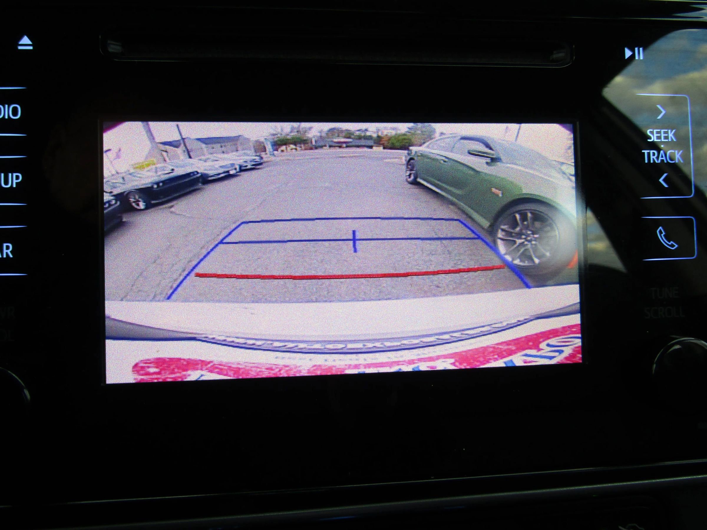 Used 2017 Toyota Corolla LE w/ Carpet Mat Package (TMS) image 17