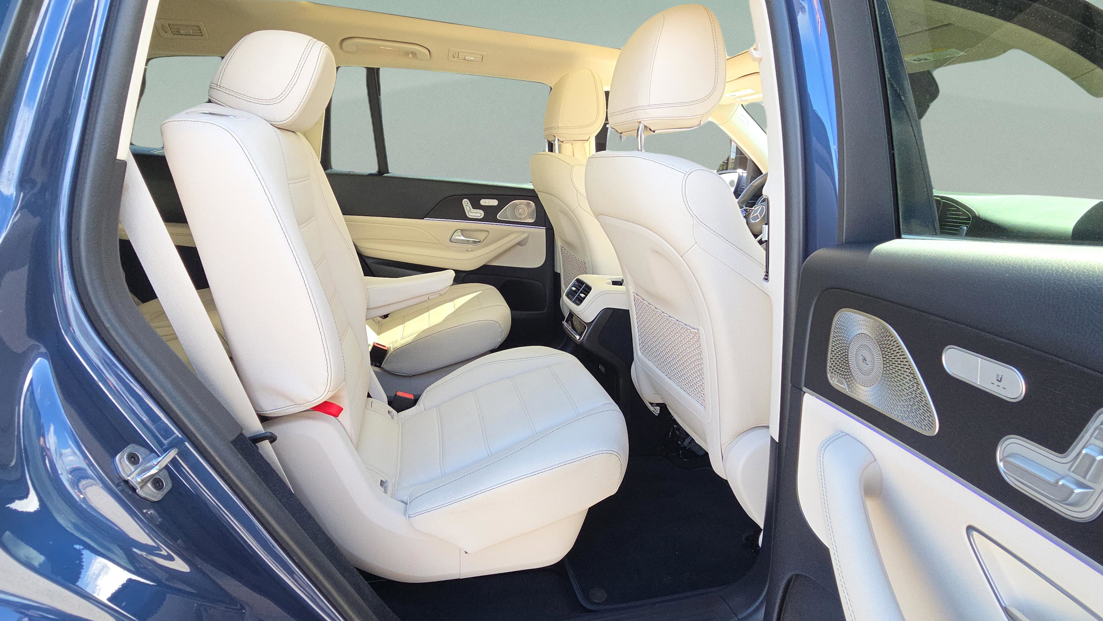 Certified 2024 Mercedes-Benz GLS 450 4MATIC image 35