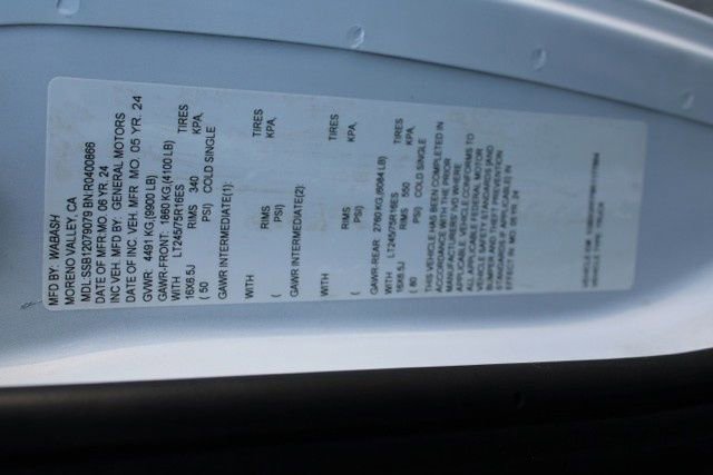 Used 2024 Chevrolet Express 3500 w/ Power Convenience Package image 29