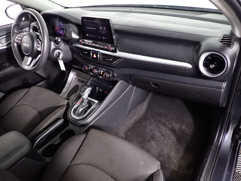 Used 2023 Kia Forte LXS FWD image 33