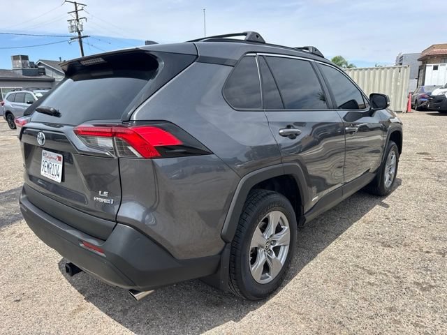 Used 2023 Toyota RAV4 LE AWD/4WD image 4