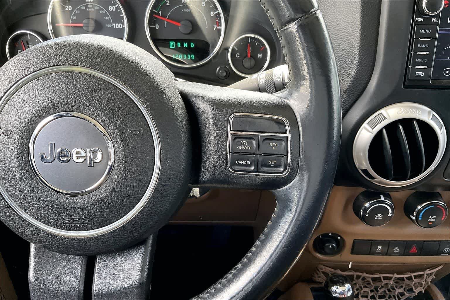 Used 2013 Jeep Wrangler Unlimited Sahara w/ Connectivity Group AWD/4WD image 25