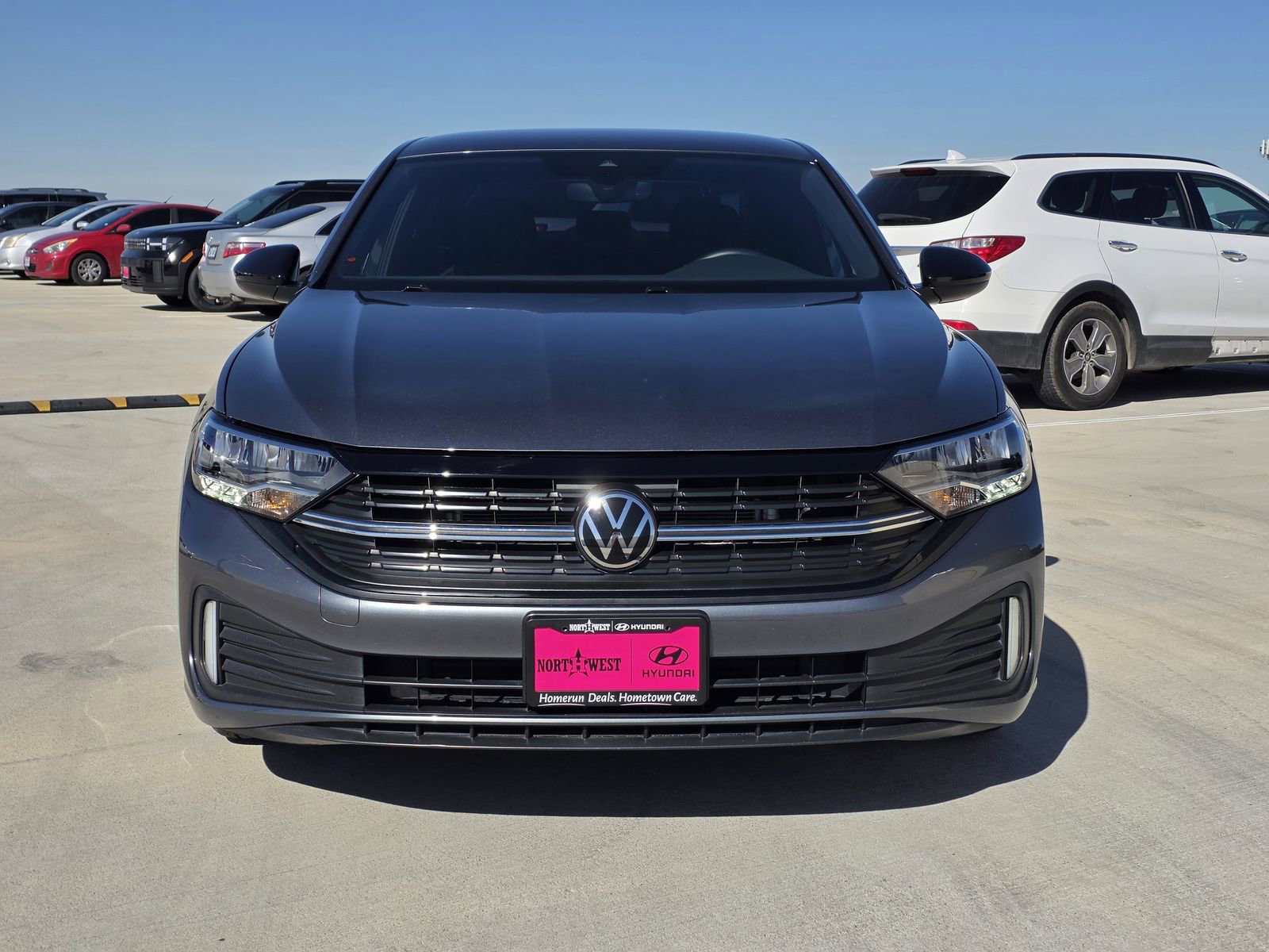 Used 2024 Volkswagen Jetta Sport image 4